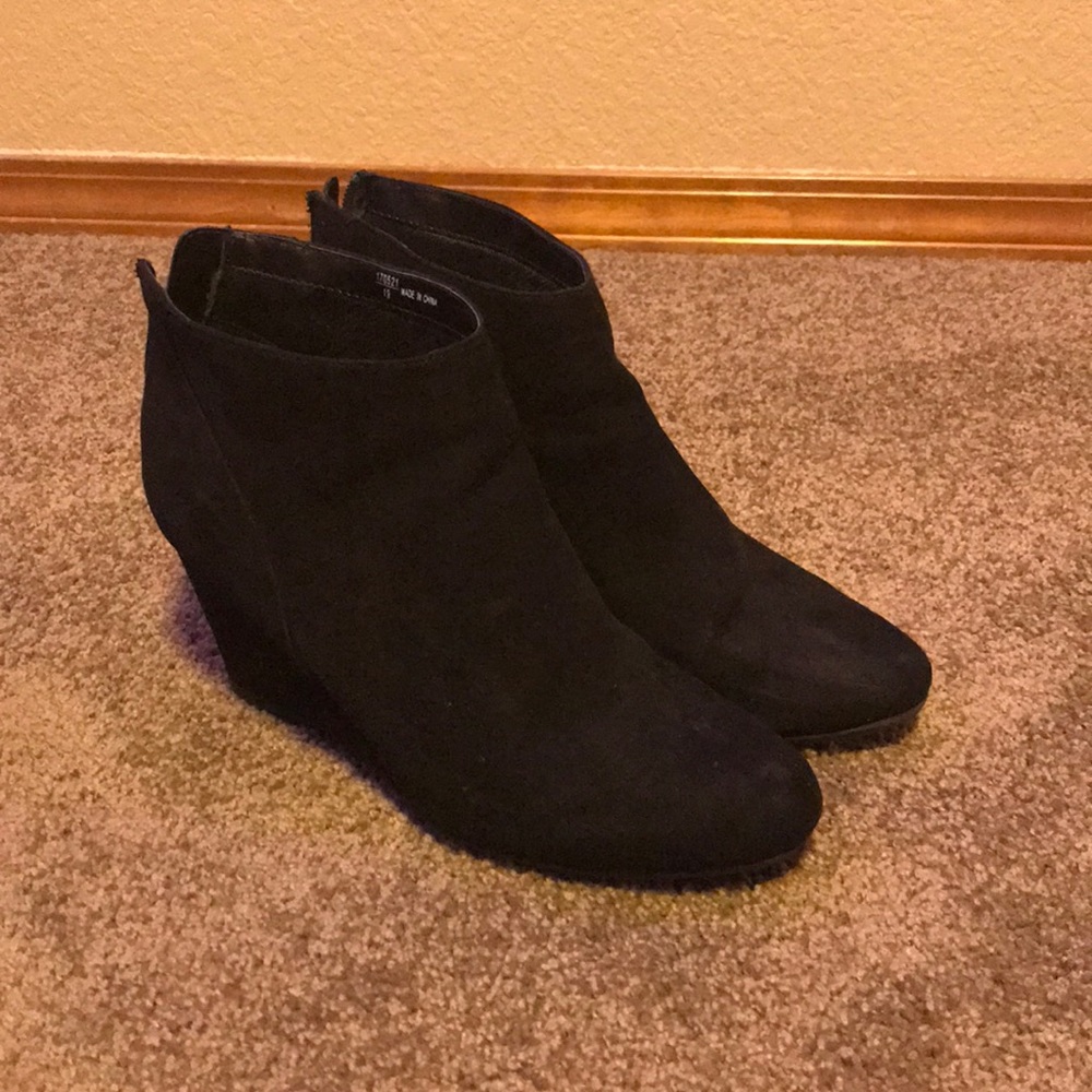Black Heeled Boots